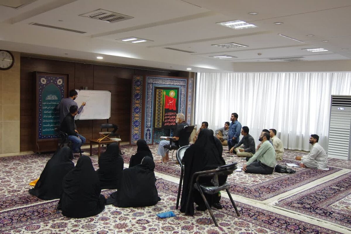 حضور مبلغین غیر ایرانی مبانی تدبر در قرآن کریم در مؤسسه تربیت بدنی آستان قدس رضوی