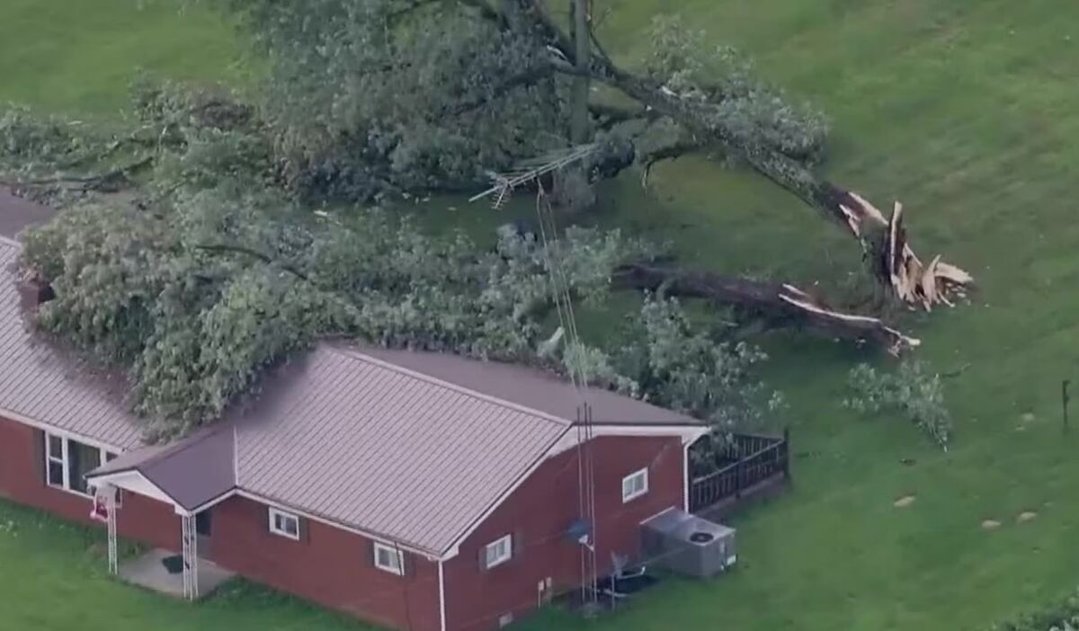 قطع برق گسترده در آمریکا بر اثر توفان مرگبار+عکس