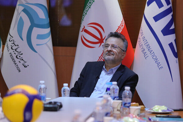 داورزنی: آینده درخشانی در انتظار والیبال ایران است