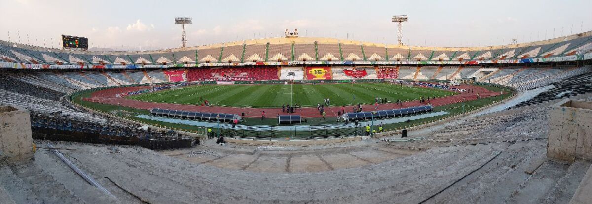 از معطلی عجیب خبرنگاران تا ادامه ساخت و ساز ورزشگاه آزادی در روز بازی پرسپولیس و آلومینیوم