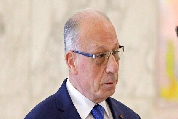 وزیر دفاع لبنان از سوء قصد جان به در برد
