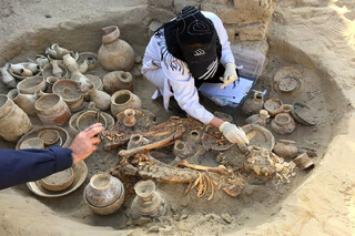 چالش‌های پیش‌روی کشف و نگهداری آثار باستانی در ایران؛ زیرخاکی‌هایی که کپک می‌زند و پودر می‌شود!