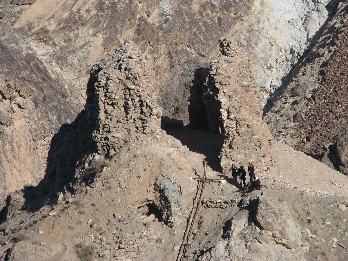 مفقود شدن پنج کوهنورد در ارتفاعات داورزن 