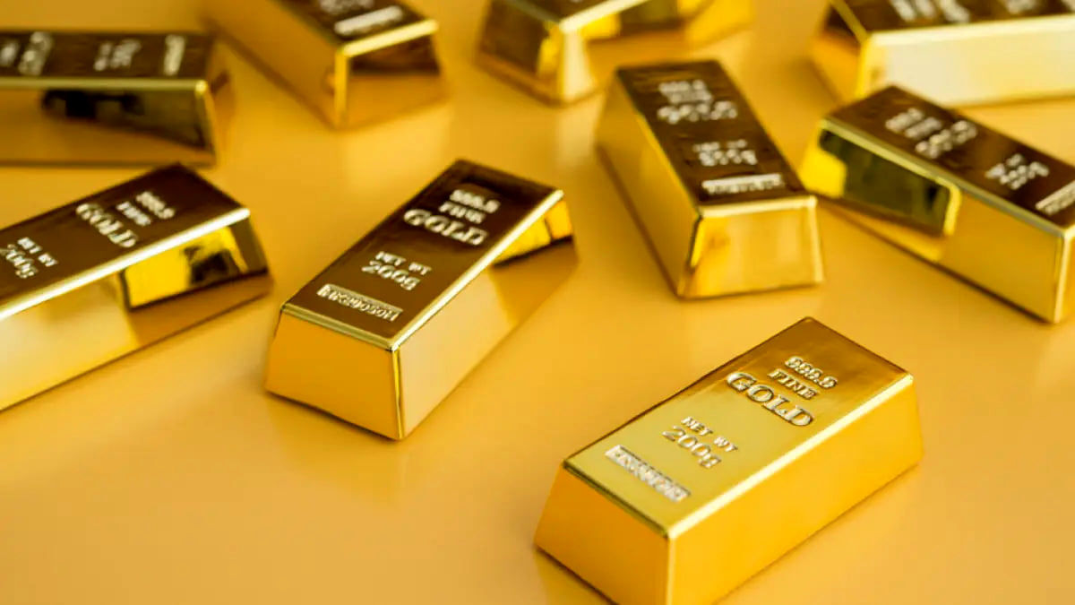 طلا به پایین‌ترین قیمت یک ماه اخیر سقوط کرد