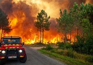 آتش سوزی جنگلی گسترده در جنوب فرانسه