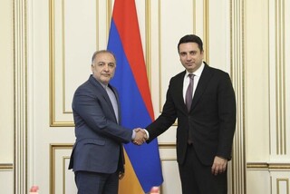 رئیس مجلس ارمنستان حمله تروریستی در شاهچراغ را محکوم کرد