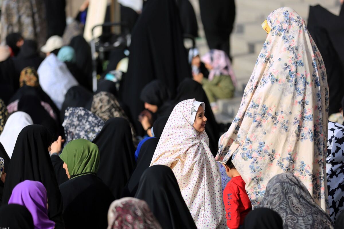 چگونه کودکم را عاشق نماز کنم؟