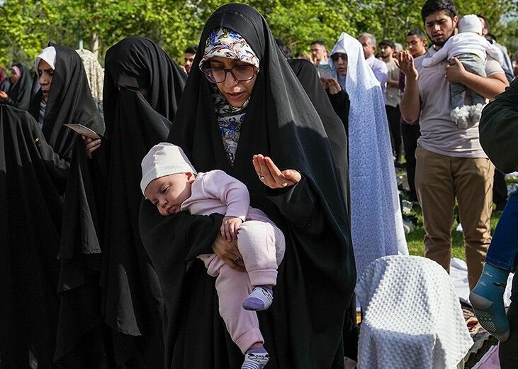 چگونه کودکم را عاشق نماز کنم؟