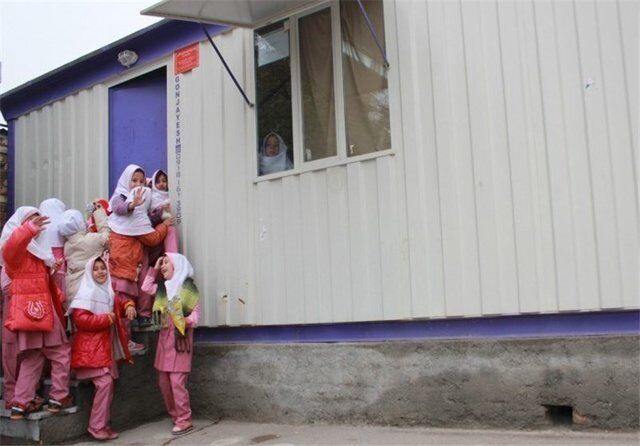 ۴۰ مدرسه کانکسی در کرمان 