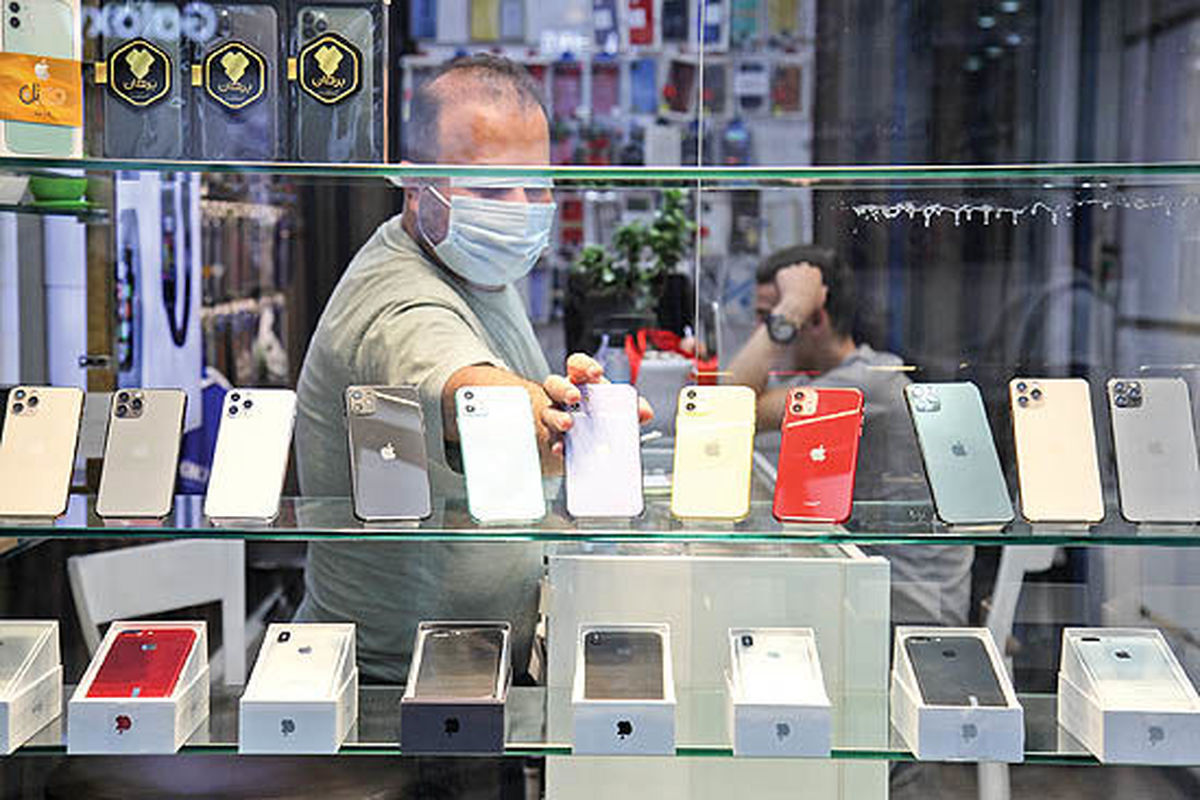 واحدهای صنفی در بازار تلفن همراه مشهد بیش از ۵ میلیارد ریال جریمه شدند