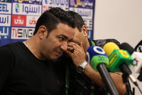 نکونام: کریمی رفت ولی دوست نداشتم تنها شوم/ با هیچ کسی خصومت ندارم/ بازیکن جدیدی جذب نمیشود