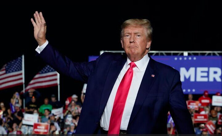 محاصره حقوقی ترامپ/ آیا رئیسجمهور سابق آمریکا به زندان میرود؟