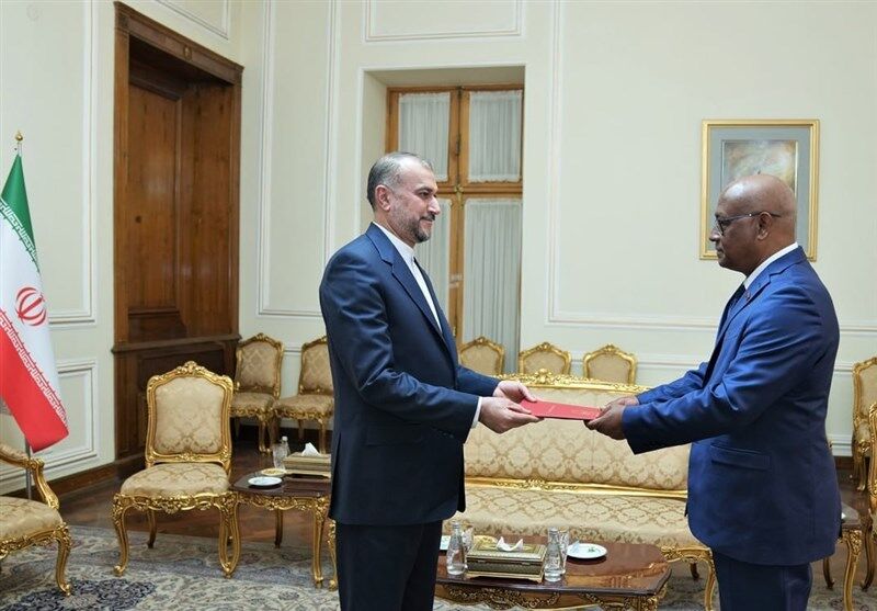 حسین امیرعبداللهیان ,