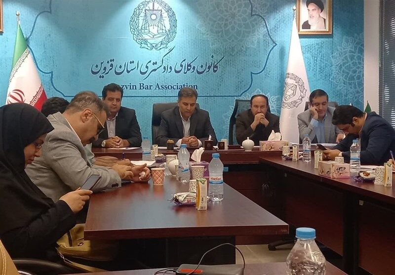 ۳۰ درصد وکلای استان قزوین بیکار هستند