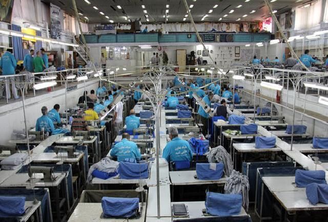 اشتغال ۳۰ هزار زندانی در کارگاه‌های تولیدی کشور