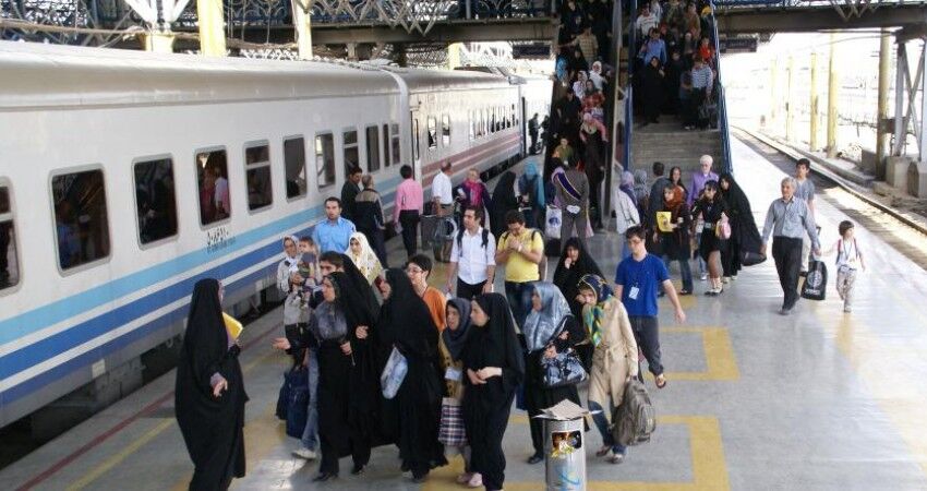 استفاده روزانه ۳۷ هزار نفر از راه‌آهن مشهد