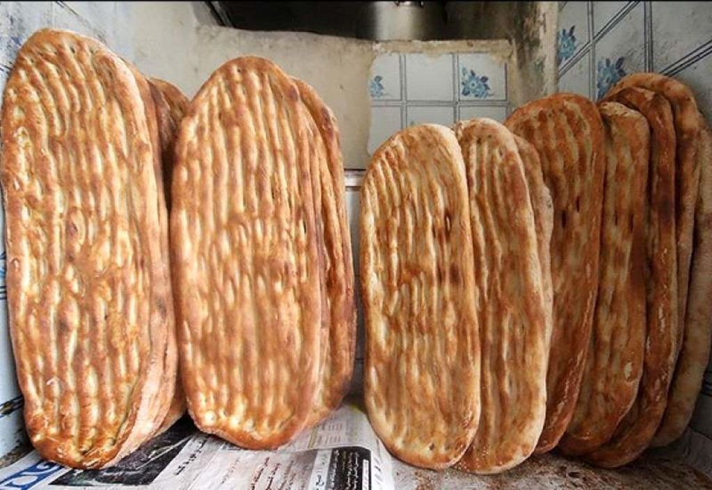 راه‌اندازی نانوایی سیار شهرداری مشهد در نجف اشرف