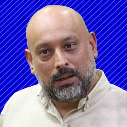 در «دو نیمه ماه» بدون سانسور به واقعیت‌های سه دهه ایران پرداختیم / همه چیز را بدون پنهان کاری نشان دادیم