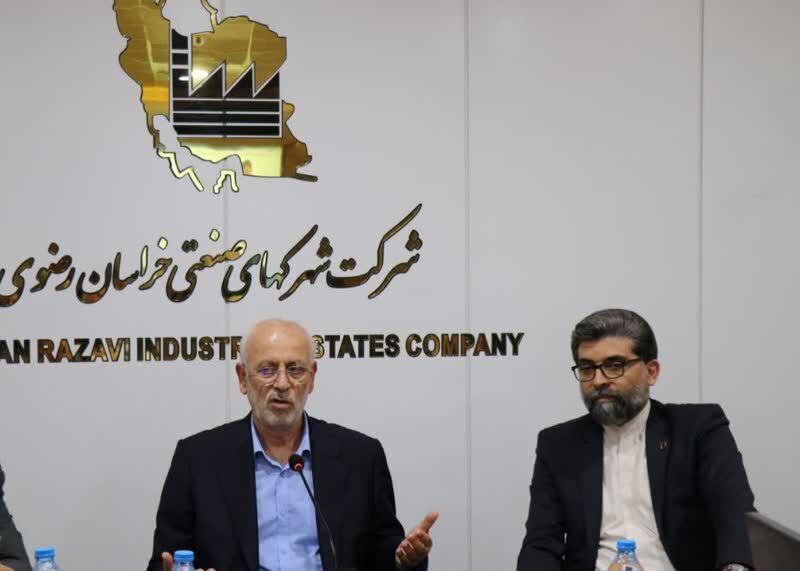 رییس کمیسیون صنایع: جریانی در تلاش برای جلوگیری از موفقیت دولت است