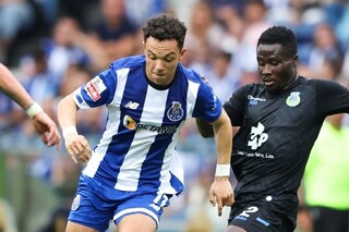 جنجال پنالتی روی طارمی