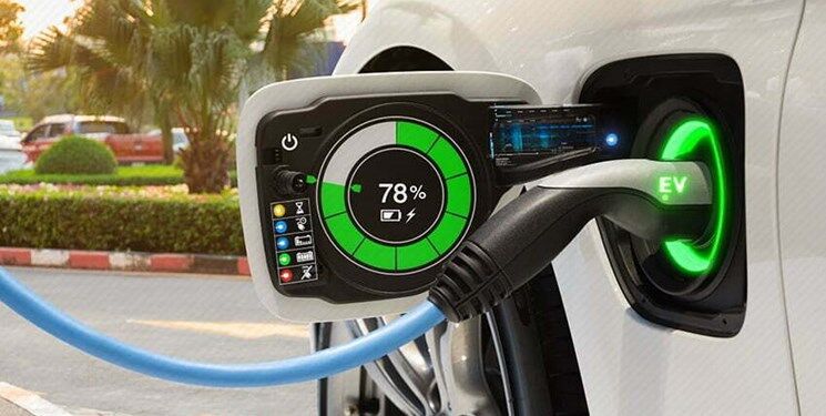 بنز: هزینه خودروهای برقی همچنان بالا میماند