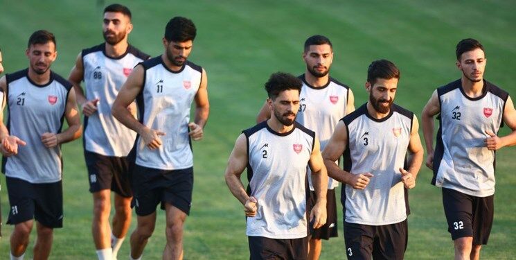 تمرین پرسپولیس در نبود ملی‌پوشان و گولسیانی