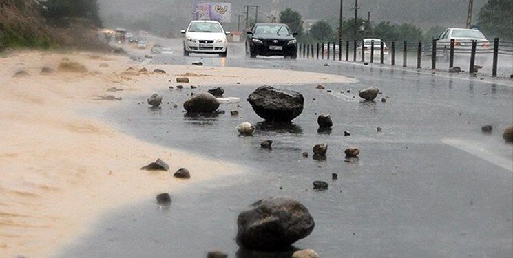 هشدار باران سنگ در کندوان