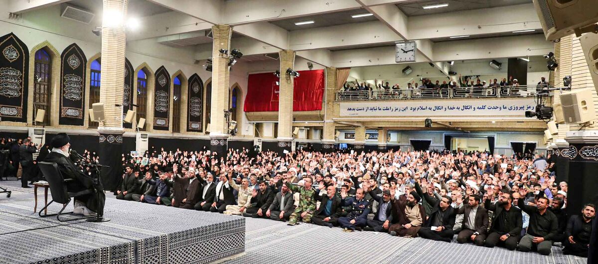 رهبر معظم انقلاب: اطلاع داریم که آمریکا به دنبال بحران‌سازی در ایران است/ همه‌ کارها برای تأمین حق آب زابل انجام شود