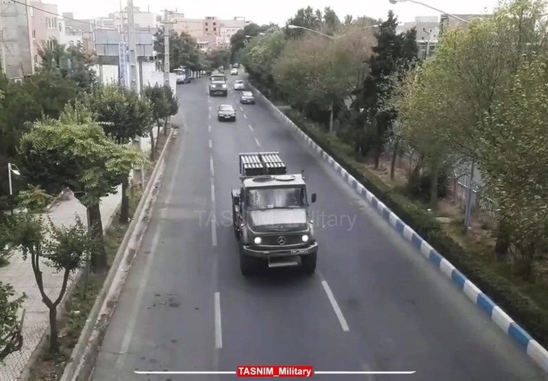 اعزام تجهیزات زرهی نیروی زمینی سپاه به مرزهای شمالغرب