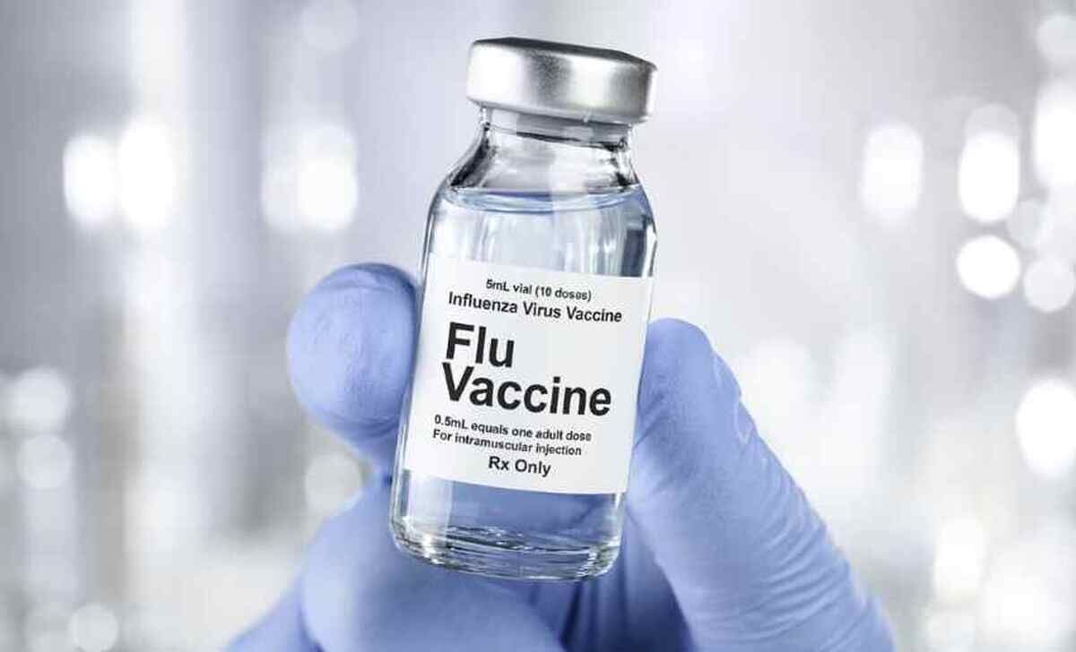 واکسن آنفلوآنزا در داروخانه‌های هلال‌احمر ۲۴ ساعته توزیع می‌شود / تولید واکسن توسط شرکت‌های دانش بنیان داخلی