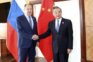 وزیر خارجه چین برای گفتگوهای امنیتی راهی روسیه شد