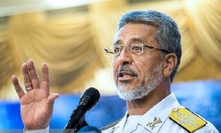 دریادار سیاری: آمریکا جرأت اقدام نظامی علیه ایران را ندارد/ ارتش هیچ‌گاه اجازه ‌تجاوز را نمی‌دهد