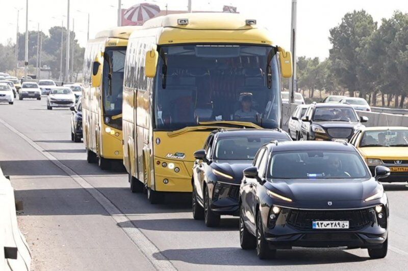 اتوبوس یاران رونالدو در تهران: رنگ زرد با لوگوی النصر