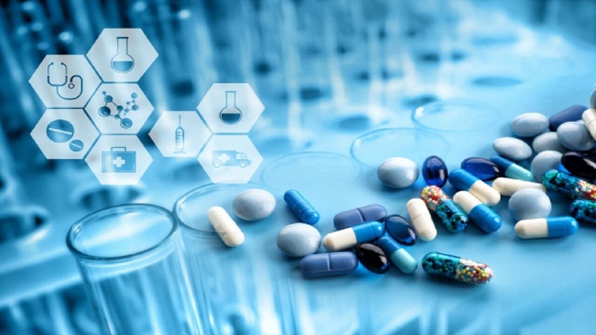 در نشست دست اندرکاران صنعت دارو بیان شد؛ بین ۳۰ تا ۵۰ درصد قیمت دارو به دلیل مواد اولیه است