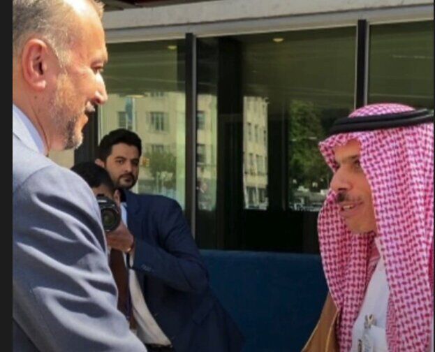 دیدار گرم وزیرخارجه عربستان و امیرعبداللهیان در نیویورک؛ «در عریستان منتظرتان هستیم»