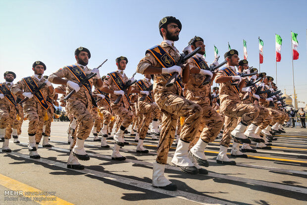 رژه نیروهای مسلح در سمنان برگزار شد/ اوج نمایش اقتدار