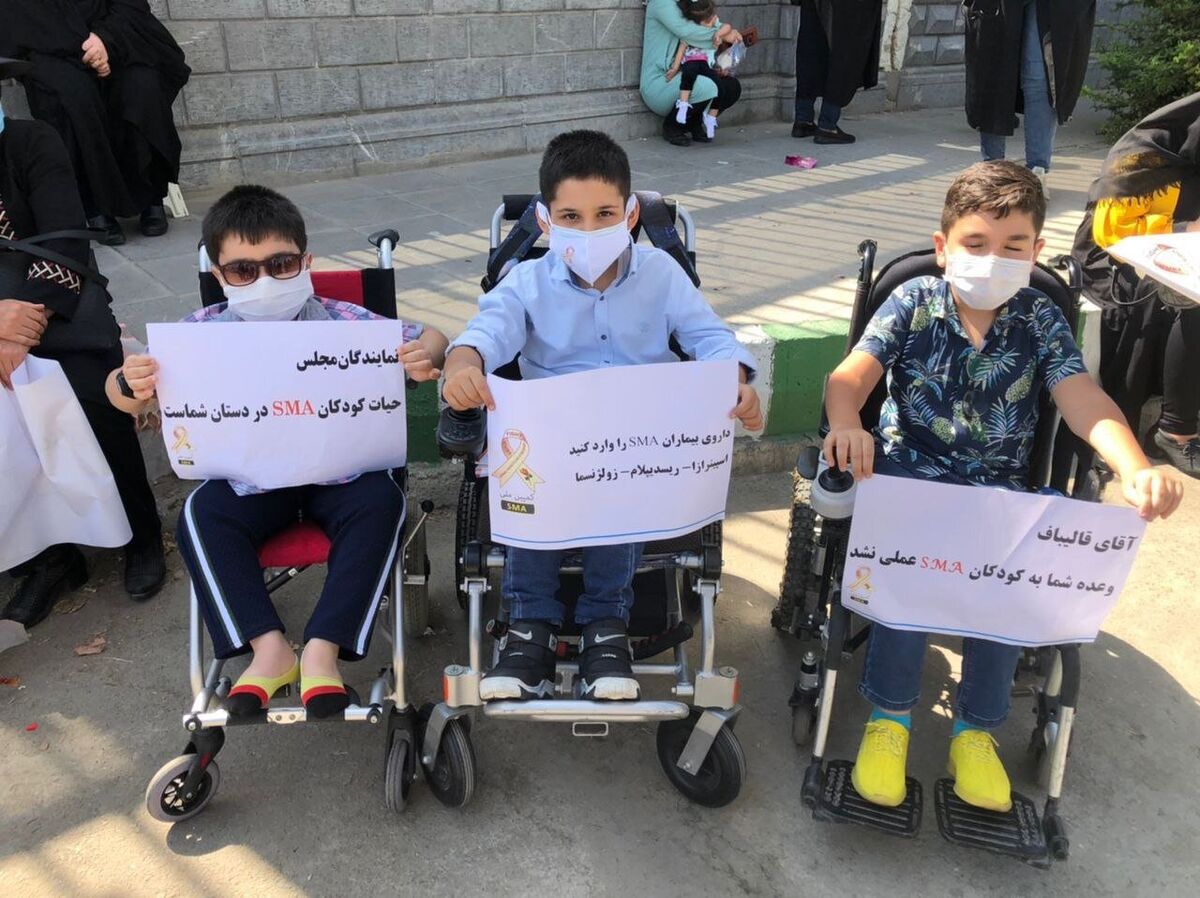 هنوز ۴۰۰ دوز داروی اهدایی اسپینرازا توزیع نشده است/۷ ماه است بیماران حتی یک دوز اسپینرازا تزریق نکرده‌اند
