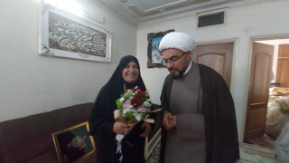 دیدار نماینده رئیس‌جمهور با خانواده شهید مدافع حرم سجاد زبرجدی