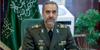 وزیر دفاع: نمایشگاه‌های نظامی تاثیر بسیاری در تعاملات اقتصادی و صادرات دارند
