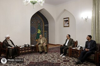 در دیدار تولیت آستان قدس رضوی و وزیر کشور صورت گرفت/ بررسی راهکارهای رفع مشکلات زیارت و توسعه زیرساخت‌های رفاهی زائران در مشهد