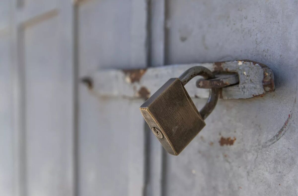 اعتصاب سراسری در رام الله و البیره در پی شهادت جوان فلسطینی+ عکس