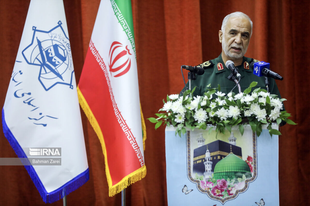 فرمانده سپاه کرمانشاه: خواص نباید نسبت به وقایع جامعه بی تفاوت باشند