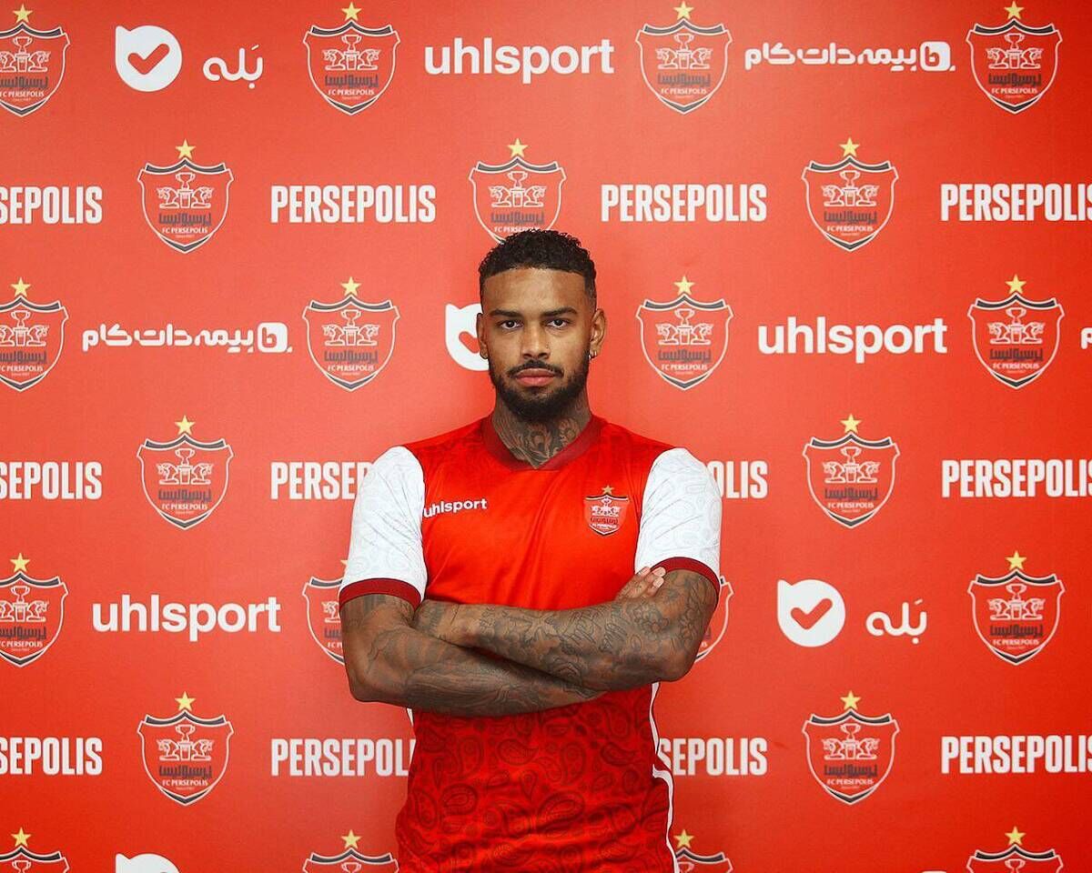 درگیری توییتری ستاره سابق پرسپولیس با یک هوادار