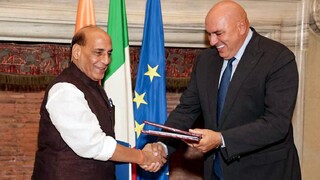 هند و ایتالیا قرارداد همکاری دفاعی-نظامی امضا کردند