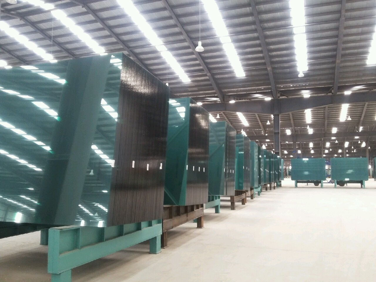 مراحل ساخت شیشه فلوت