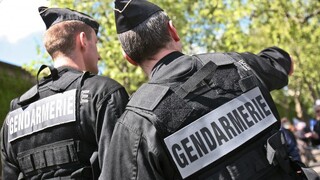 اعلام حالت فوق العاده تروریستی در فرانسه پس از قتل یک معلم مدرسه