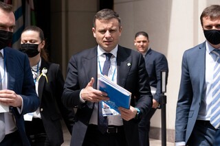 اعتراف وزیر زلنسکی: «غرب از اوکراین خسته شده است»