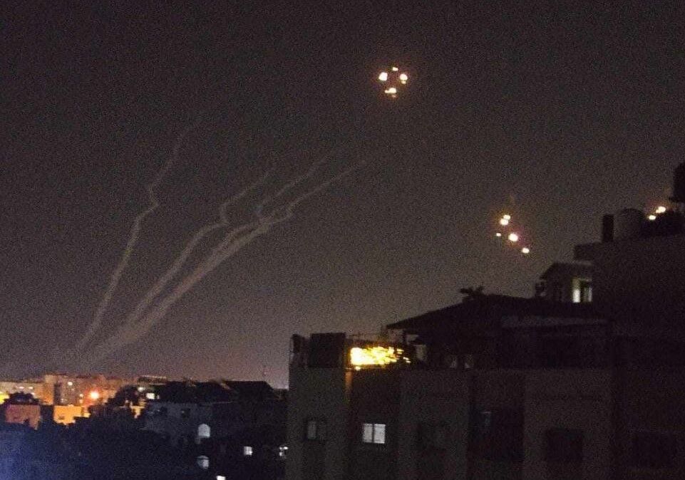 موج جدید حملات راکتی گردان‌های القسام به سوی تل‌آویو