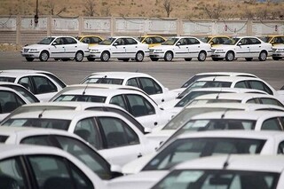 فروش خودرو طی یک ماه افزایش یافت/ رشد ۴۳ درصدی فروش نسبت به مرداد
