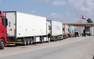 ۲۰ کامیون؛ قطره‌ای در مقابل دریای نیازهای غزه